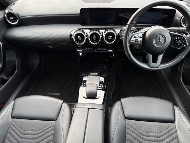 2019 Mercedes-Benz A-CLASS - Photo 9