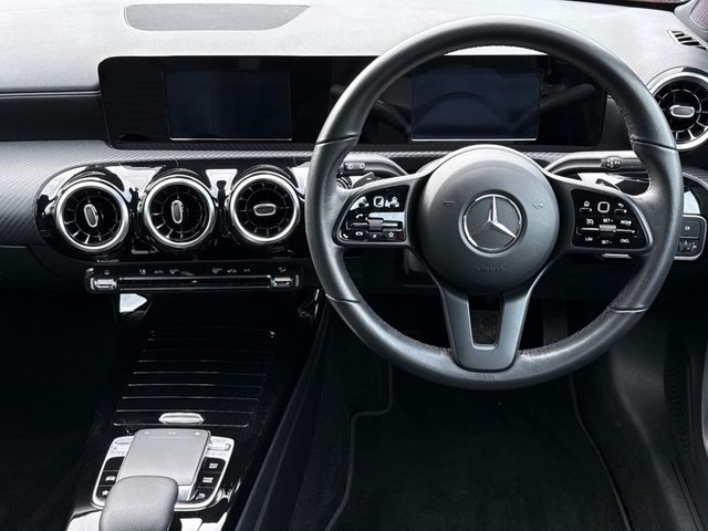 2019 Mercedes-Benz A-CLASS - Photo 10