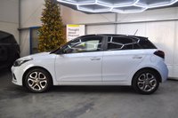 USED 2020 18 HYUNDAI I20 1.2 Play Hatchback 5dr Petrol Manual Euro 6 (s/s) (84 ps) Reverse Camera - Satellite Navigation - Apple Car Play/ Android Auto