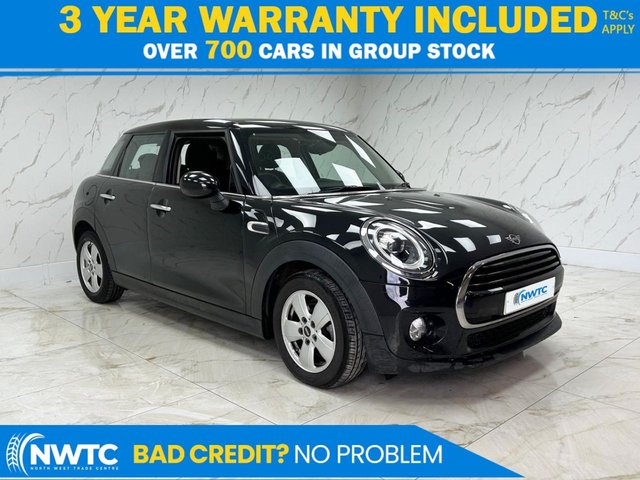 View our MINI Hatch *AUTO!* 1.5 Cooper Classic Hatchback 5dr Petrol Steptronic Euro 6 (s/s) (136 ps) 1 FORMER OWNER! 
