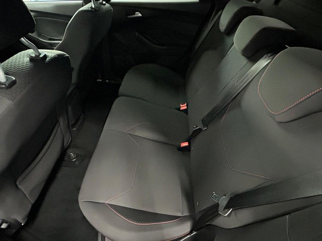 2018 FORD FOCUS - Photo 12