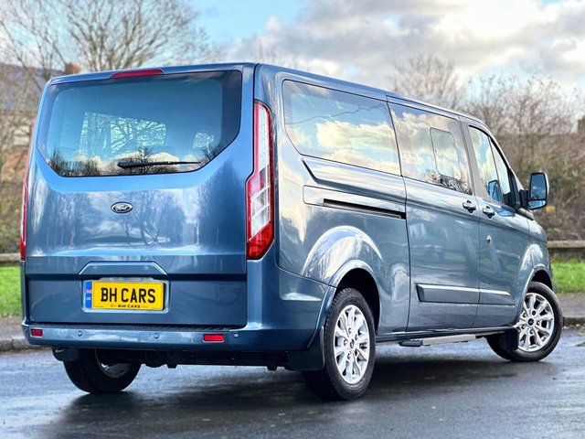 2021 FORD TOURNEO CUSTOM - Photo 10