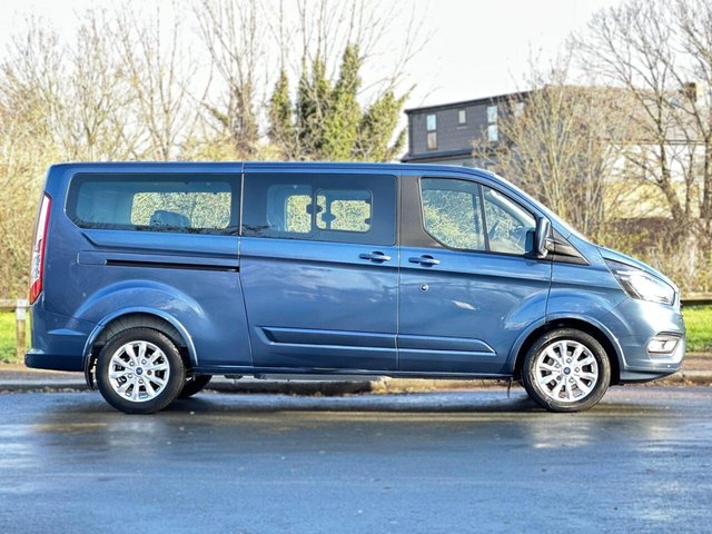 2021 FORD TOURNEO CUSTOM - Photo 6