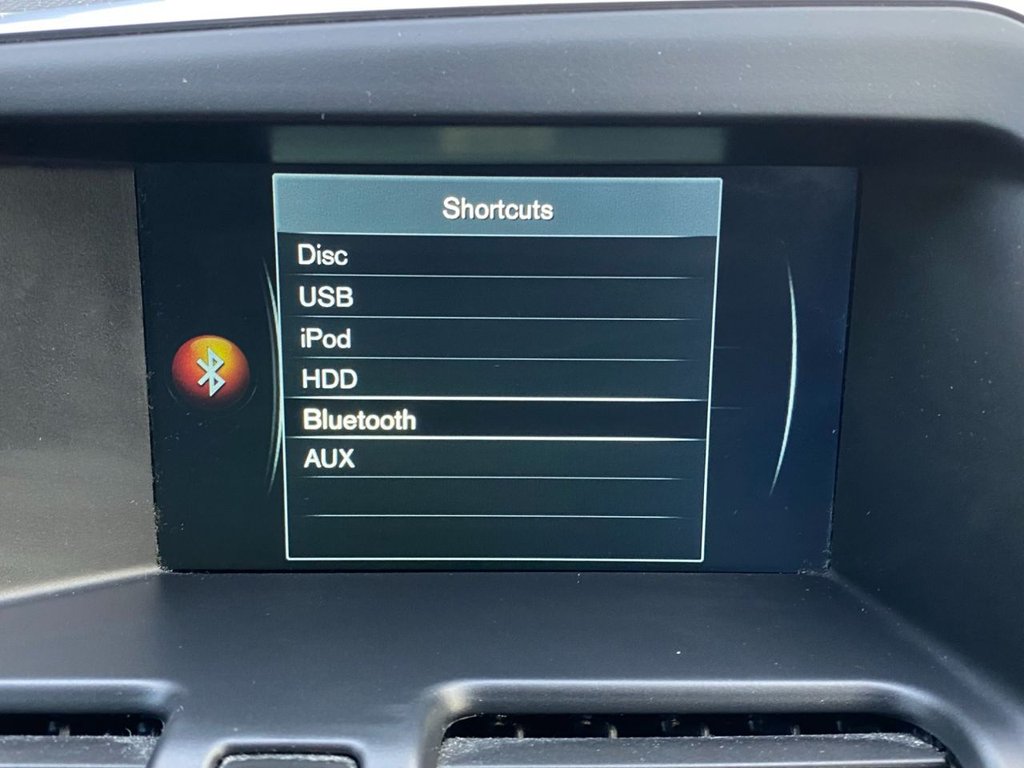 USED 2016 16 VOLVO XC60 2.4 D5 SE Lux Nav SUV 5dr Diesel Auto AWD Euro 6 (s/s) (220 ps) DAB SAT NAV WINTER PACK