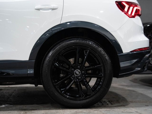 2022 Audi Q3 1.5L Black Edition 5dr - Photo 12