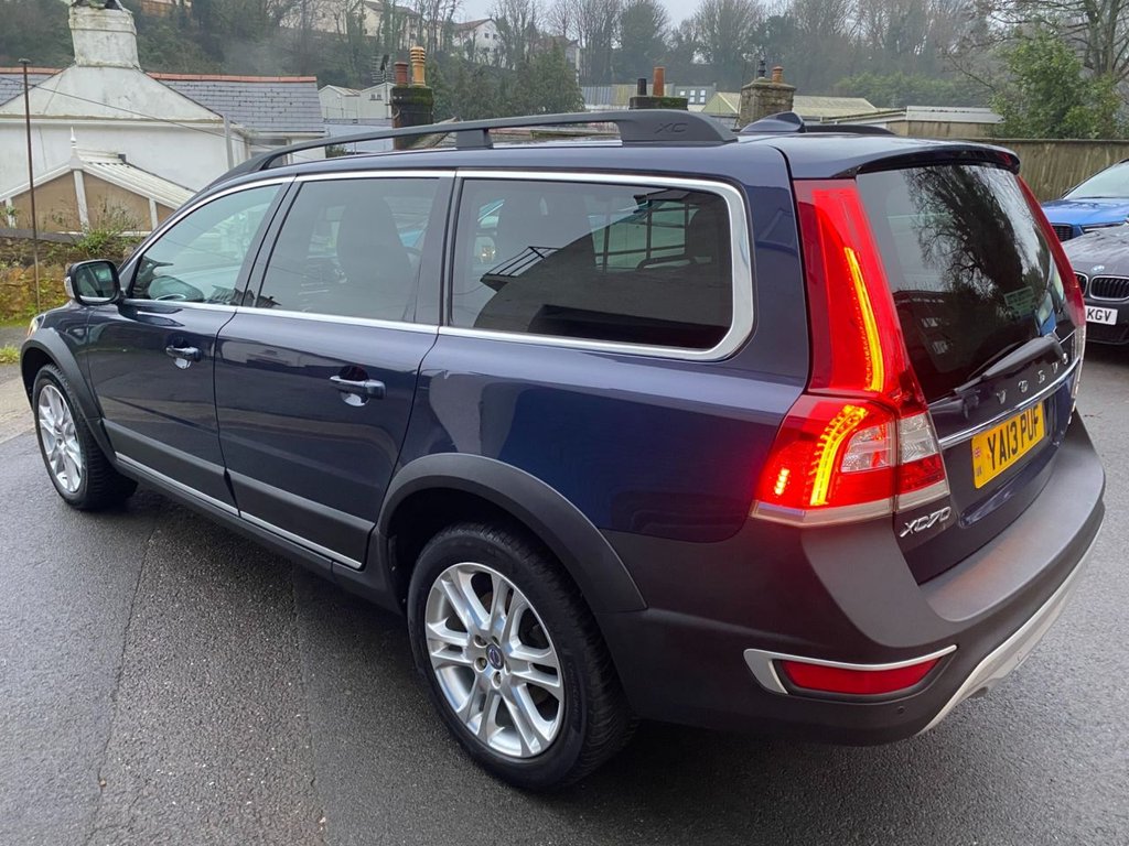 USED 2013 13 VOLVO XC70 2.4 D4 SE Lux Estate 5dr Diesel Geartronic AWD Euro 5 (163 ps) DAB SAT NAV WINTER PACK