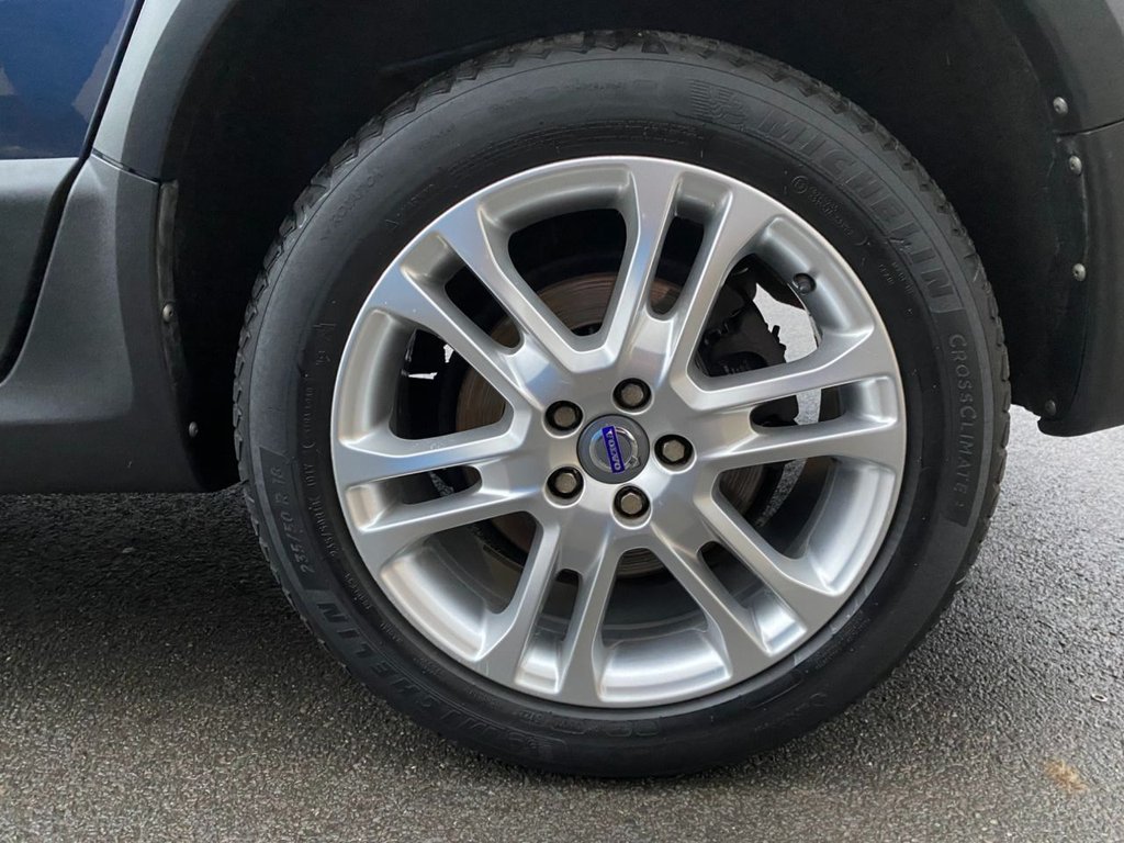USED 2013 13 VOLVO XC70 2.4 D4 SE Lux Estate 5dr Diesel Geartronic AWD Euro 5 (163 ps) DAB SAT NAV WINTER PACK