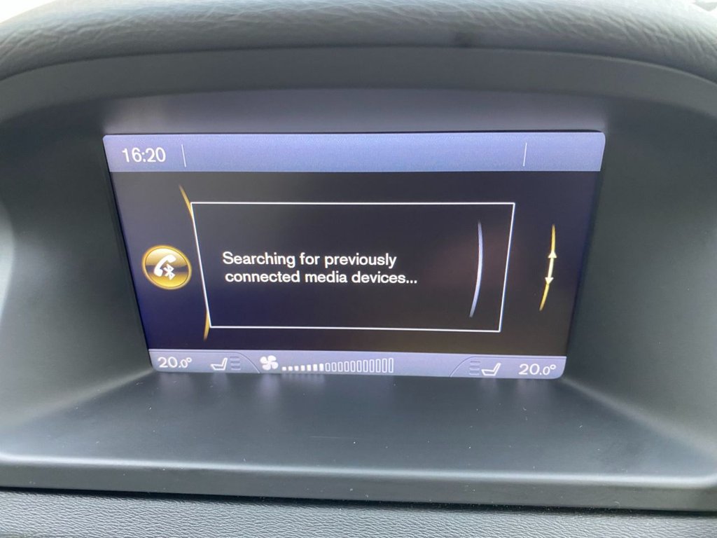 USED 2013 13 VOLVO XC70 2.4 D4 SE Lux Estate 5dr Diesel Geartronic AWD Euro 5 (163 ps) DAB SAT NAV WINTER PACK