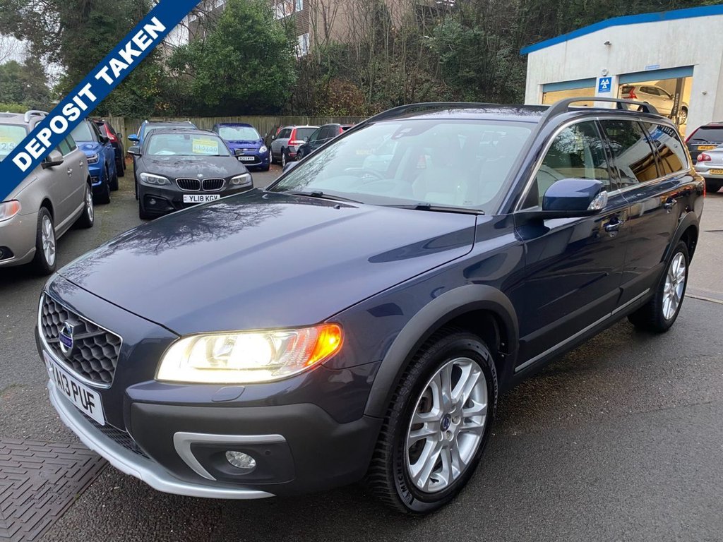 USED 2013 13 VOLVO XC70 2.4 D4 SE Lux Estate 5dr Diesel Geartronic AWD Euro 5 (163 ps) DAB SAT NAV WINTER PACK