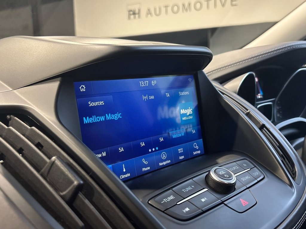 USED 2019 19 FORD KUGA 2.0 TDCi EcoBlue Vignale SUV 5dr Diesel Powershift AWD Euro 6 (s/s) (180 ps) 2 OWNERS|HEATED STEERING WHEEL