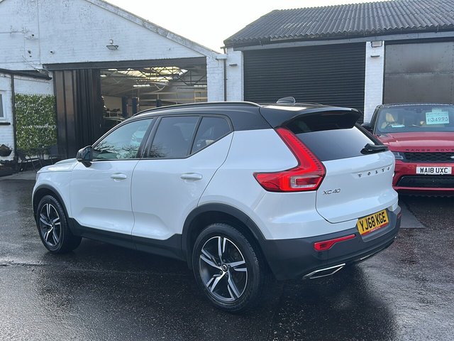 View our VOLVO XC40
