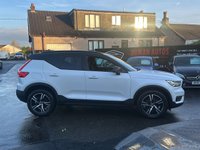 USED 2018 68 VOLVO XC40 2.0 D3 R-Design SUV 5dr Diesel Auto Euro 6 (s/s) (150 ps) DAYTIME RUNNING LIGHTS+ PRIVACY GLASS+ PART LEATHER TRIM+ CRUISE CONTROL+ START/STOP+ KEYLESS+ SAT NAV+ DAB+ DUAL CLIMATE CONTROL+ 18 INCH ALLOY WHEELS+