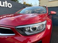 USED 2018 18 KIA STONIC 1.0 T-GDi 2 SUV 5dr Petrol Manual Euro 6 (s/s) (118 bhp) 7 Services! Climate control A/C, Cruise control, Bluetooth, USB & AUX input, Power folding wingmirrors, DAB radio, LED daytime running lights, Rear parking sensors, Auto Headlights, Apple Car Play, Android Auto.