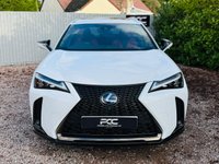 USED 2019 69 LEXUS UX 2.0 250h F Sport SUV 5dr Petrol Hybrid E-CVT E-FOUR Euro 6 (s/s) (184 ps) Award Winning Used Car Dealer Essex