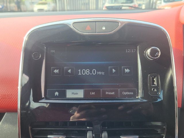 2014 RENAULT CLIO - Photo 8