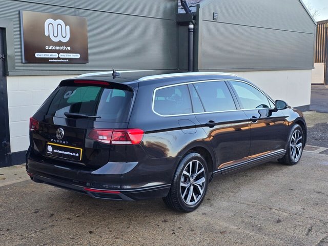 View our VOLKSWAGEN PASSAT