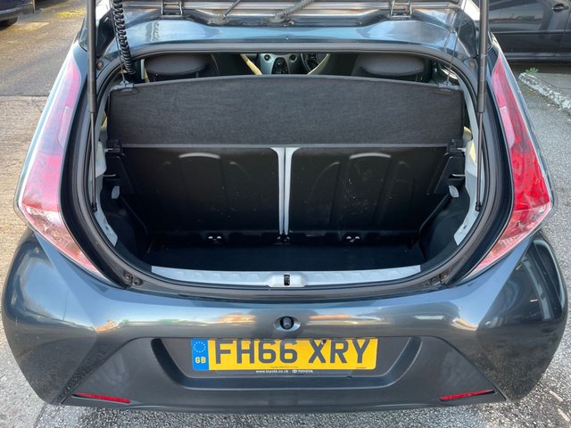 2017 TOYOTA AYGO - Photo 12