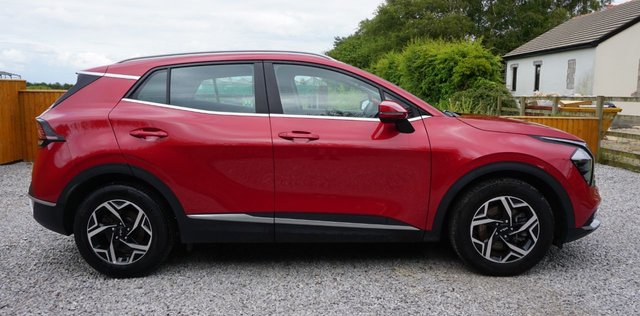 View our KIA SPORTAGE