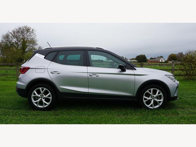 View our SEAT ARONA