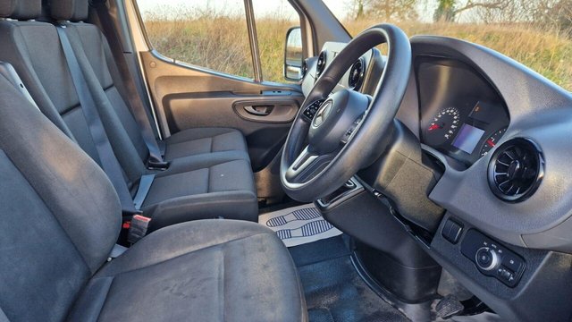 2021 Mercedes-Benz SPRINTER - Photo 12