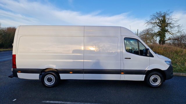 2021 Mercedes-Benz SPRINTER - Photo 9