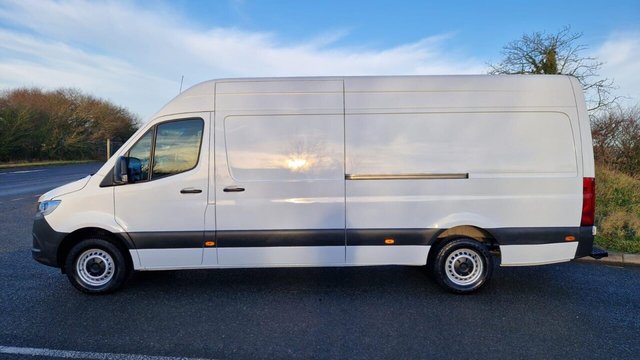 2021 Mercedes-Benz SPRINTER - Photo 2