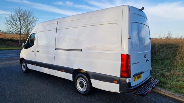 2021 Mercedes-Benz SPRINTER - Photo 4