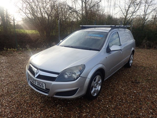 2007 VAUXHALL ASTRA VAN 1.9 CDTi 16v Sportive Car Derived Van 3dr Diesel Manual (157 g/km, 118 bhp) - Photo 3