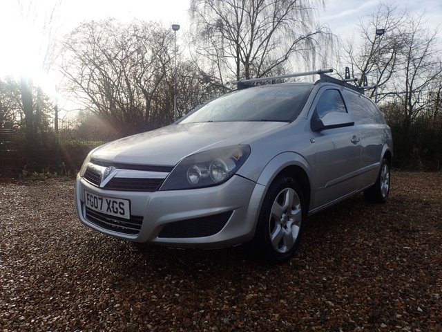 2007 VAUXHALL ASTRA VAN 1.9 CDTi 16v Sportive Car Derived Van 3dr Diesel Manual (157 g/km, 118 bhp) - Photo 4
