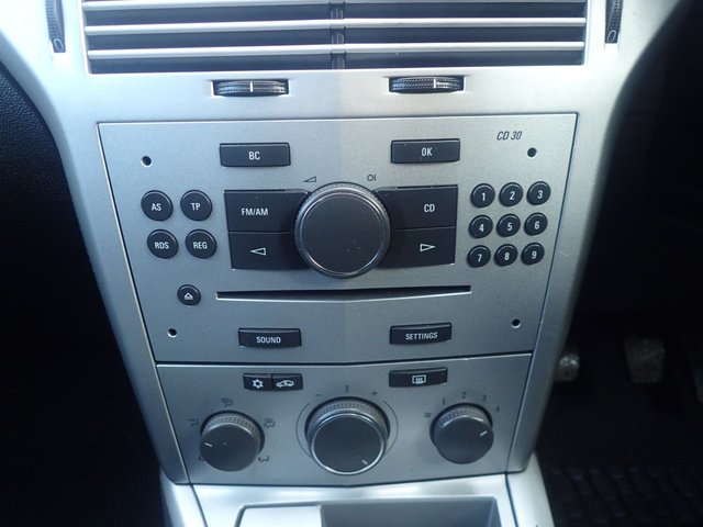 2007 VAUXHALL ASTRA VAN 1.9 CDTi 16v Sportive Car Derived Van 3dr Diesel Manual (157 g/km, 118 bhp) - Photo 10