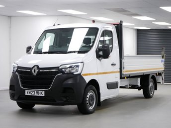 2023 RENAULT MASTER
