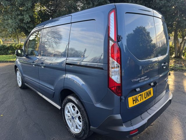 2021 Ford Transit Connect 1.5L Limited 5dr - Photo 7