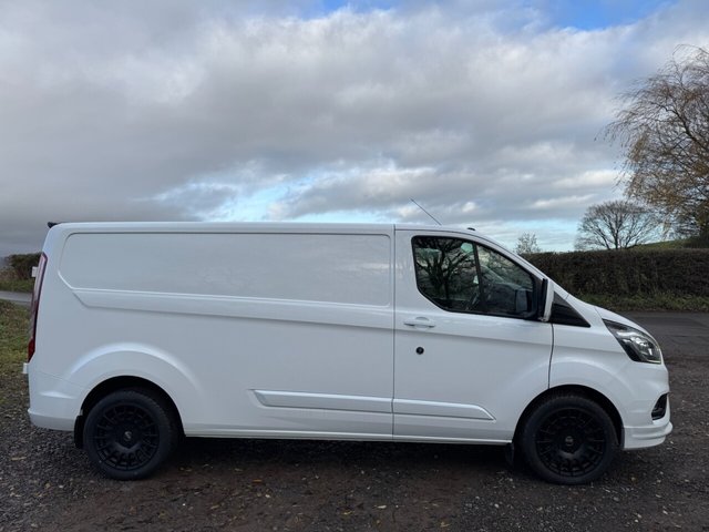 View our FORD TRANSIT CUSTOM