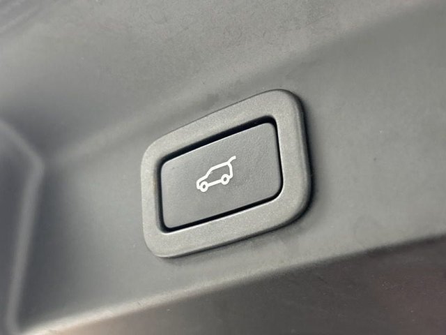 2016 JAGUAR F-PACE - Photo 7