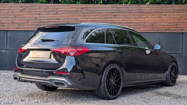 2022 MERCEDES-BENZ C-CLASS 2022 2.0 C300e 25.4kWh AMG Line (Premium Plus) Estate 5dr Petrol Plug-in Hybrid G-Tronic+ Euro 6 (s/s) (313 ps) - Photo 9