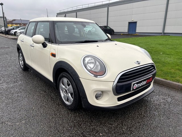 2016 MINI HATCH