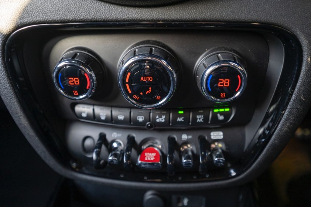 USED 2022 22 MINI CLUBMAN 1.5 Cooper Sport Estate 6dr Petrol Steptronic Euro 6 (s/s) (136 ps) A VERY WELL PRESENTED EXAMPLE WITH A DESIRABLE SPECIFICATION THAT WAS ORDERED AS A SHOWROOM MODEL
