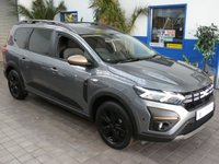 USED 2025 74 DACIA JOGGER 1.6 Hybrid EXTREME MPV 5dr Petrol Hybrid Auto Euro 6 (s/s) (140 ps) 7 SEATS SAT NAV HEATED SEATS REAR VIEW CAMERA CRUISE CONTROL PARKING SENSORS 1 OWNER WARRANTY