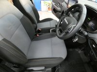 USED 2025 74 DACIA JOGGER 1.6 Hybrid EXTREME MPV 5dr Petrol Hybrid Auto Euro 6 (s/s) (140 ps) 7 SEATS SAT NAV HEATED SEATS REAR VIEW CAMERA CRUISE CONTROL PARKING SENSORS 1 OWNER WARRANTY