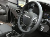 USED 2025 74 DACIA JOGGER 1.6 Hybrid EXTREME MPV 5dr Petrol Hybrid Auto Euro 6 (s/s) (140 ps) 7 SEATS SAT NAV HEATED SEATS REAR VIEW CAMERA CRUISE CONTROL PARKING SENSORS 1 OWNER WARRANTY
