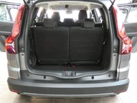 USED 2025 74 DACIA JOGGER 1.6 Hybrid EXTREME MPV 5dr Petrol Hybrid Auto Euro 6 (s/s) (140 ps) 7 SEATS SAT NAV HEATED SEATS REAR VIEW CAMERA CRUISE CONTROL PARKING SENSORS 1 OWNER WARRANTY