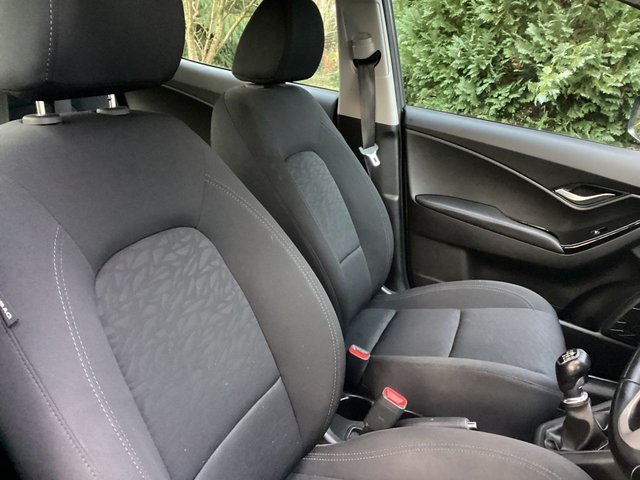 2019 HYUNDAI IX20 - Photo 10