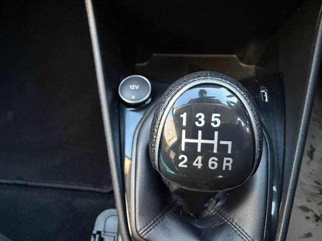 2019 FORD FIESTA VAN - Photo 10