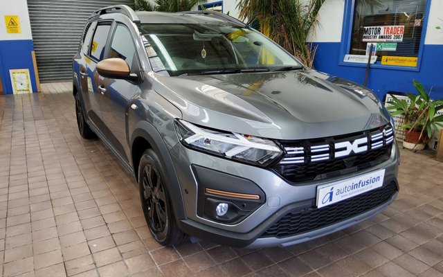 2025 74 Dacia Jogger 1.6 Hybrid EXTREME MPV 5dr Petrol Hybrid Auto Euro 6 (s/s) (140 ps)