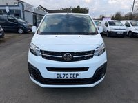 VAUXHALL VIVARO — thumbnail 32 of 51