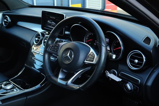 2018 Mercedes-Benz C-Class 1.6L Amg Line 4dr - Photo 10