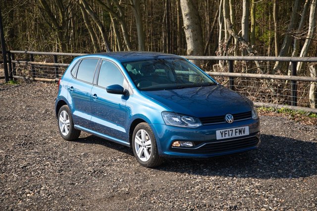2017 VOLKSWAGEN POLO 1.2 TSI BlueMotion Tech Match Edition Hatchback 5dr Petrol DSG Euro 6 (s/s) (90 ps) - Photo 3