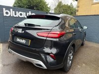 USED 2022 71 KIA XCEED 1.0 T-GDi 2 SUV 5dr Petrol Manual Euro 6 (s/s) (118 bhp) Low Mileage, Climate control A/C, Cruise control, Bluetooth, USB input, DAB radio, LED daytime running lights, Rear parking Camera, Auto Headlights, Apple Car Play