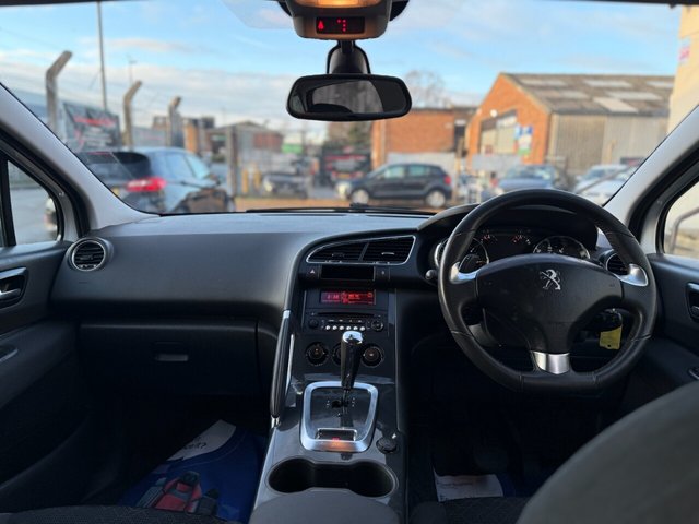 2015 PEUGEOT 3008 - Photo 2
