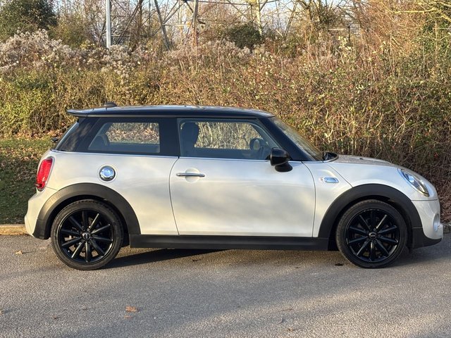 2018 MINI HATCH - Photo 6